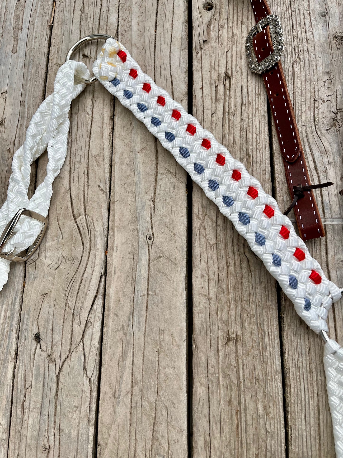 White, Red and Denim Blue Tack Set