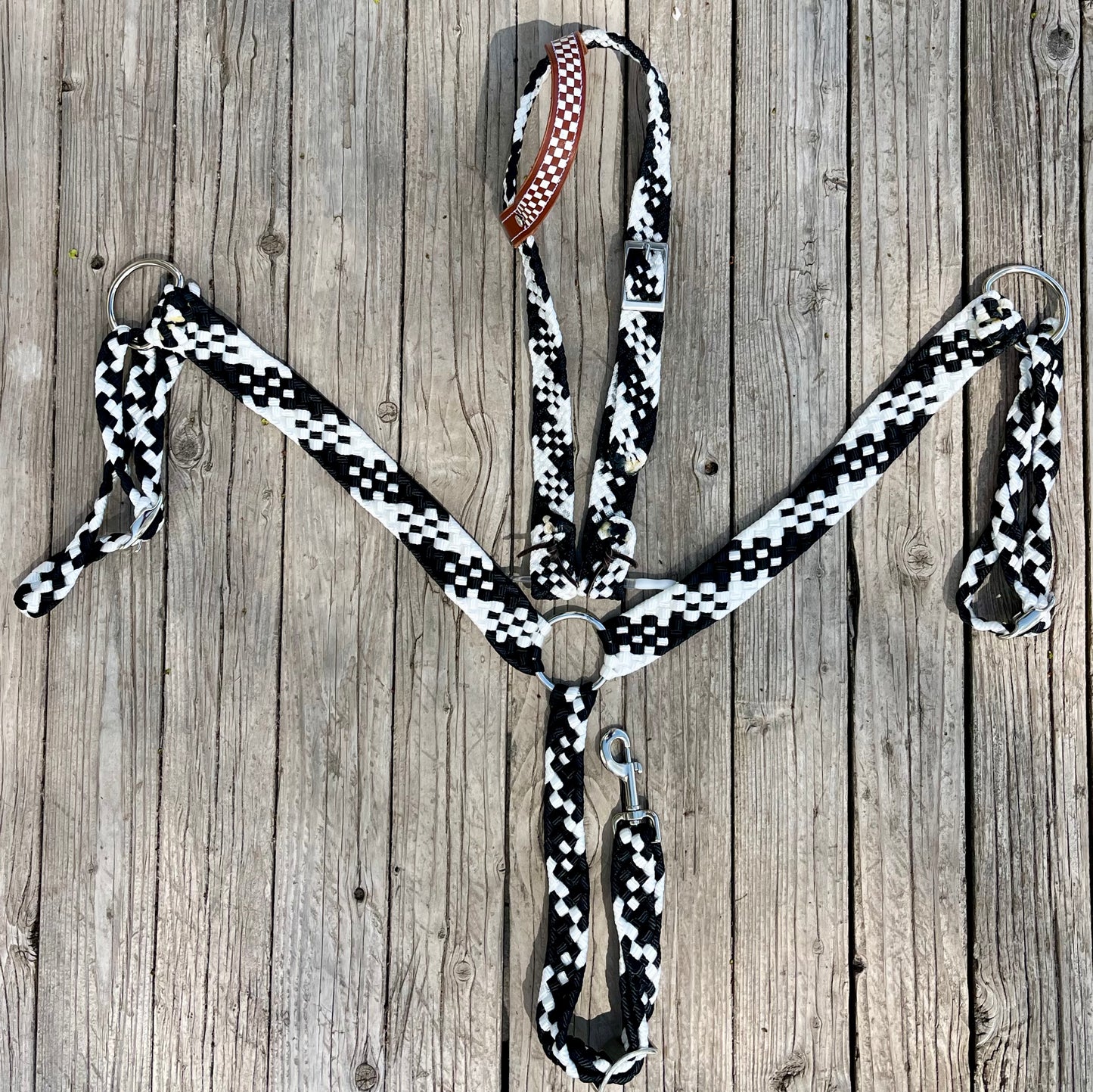 “Finish Line” Tack Set